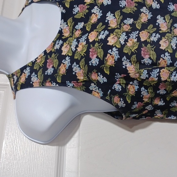 Vintage Corsett Back Tie Up Cottage Core maxi by Melanie Drucker - Picture 4 of 10